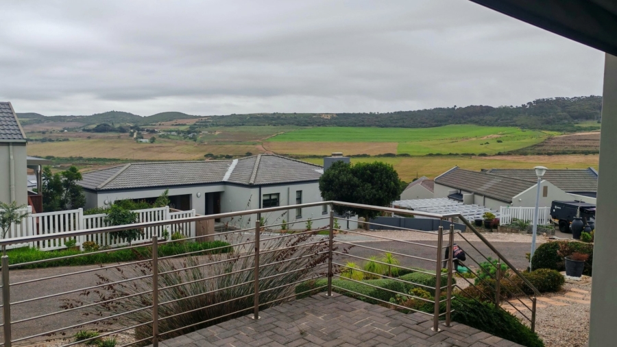 3 Bedroom Property for Sale in Reebok Western Cape